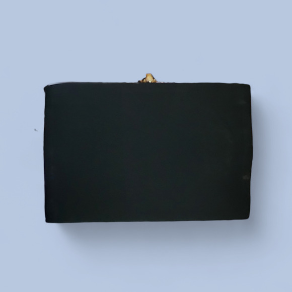 Vtg.1950’s L&M Spotlight Matte Satin Black Fabric Clutch, rhinestone Clasp, USA - Picture 2 of 10